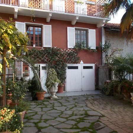 Il Granello Di Senape B&B Palazzo Canavese Экстерьер фото